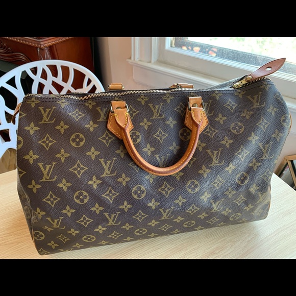 Louis Vuitton Handbags - Louis Vuitton Speedy 40 Handbag